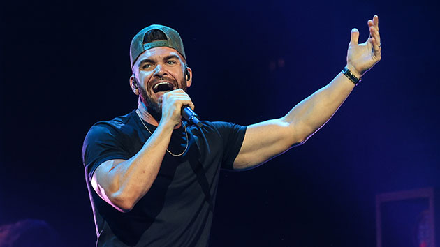 “Can’t Have Mine”: Dylan Scott keeps the ball rolling with another new song after announcing his next album